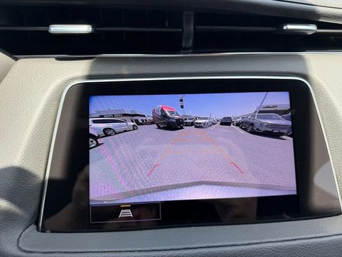 Used 2023 Cadillac XT4 Sport FWD image 13