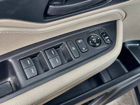 Used 2021 Honda Odyssey EX-L image 26