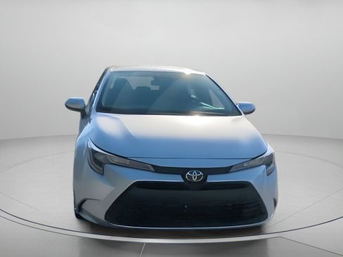 Used 2024 Toyota Corolla LE image 4