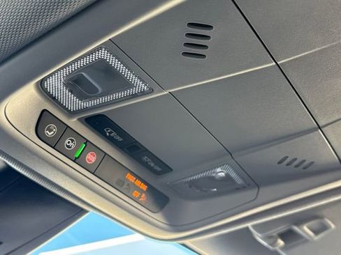 Used 2022 Chevrolet Blazer LT image 24