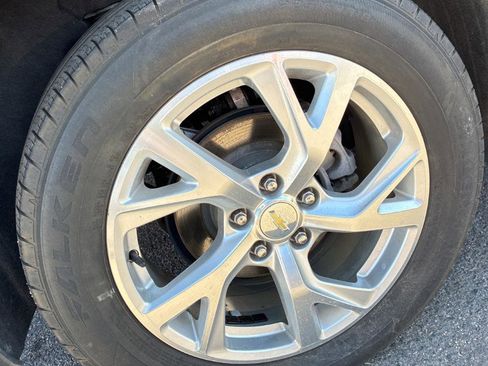 Used 2018 Chevrolet Equinox Premier AWD/4WD image 24