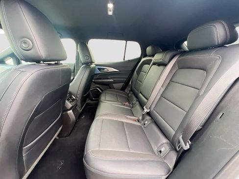 Used 2025 Chevrolet Equinox EV LT w/ Convenience Package FWD image 24