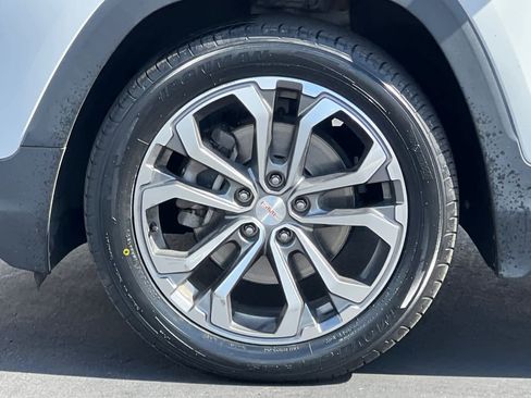 Used 2019 GMC Terrain SLT w/ Preferred Package image 29