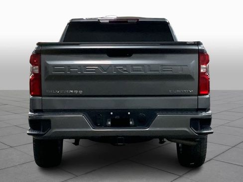 Used 2021 Chevrolet Silverado 1500 Custom image 4