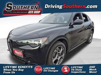 New 2025 Alfa Romeo Stelvio Sprint w/ Convenience Package 360° Tour