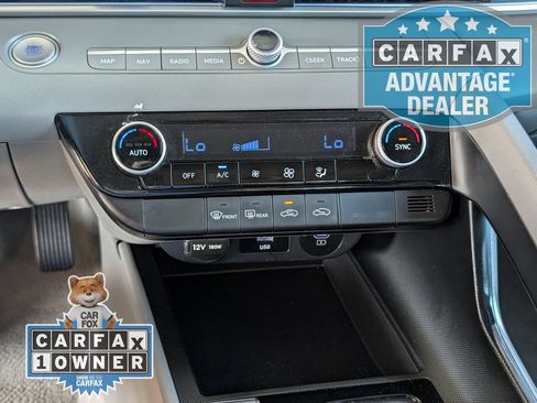Used 2024 Hyundai Elantra SEL FWD image 10