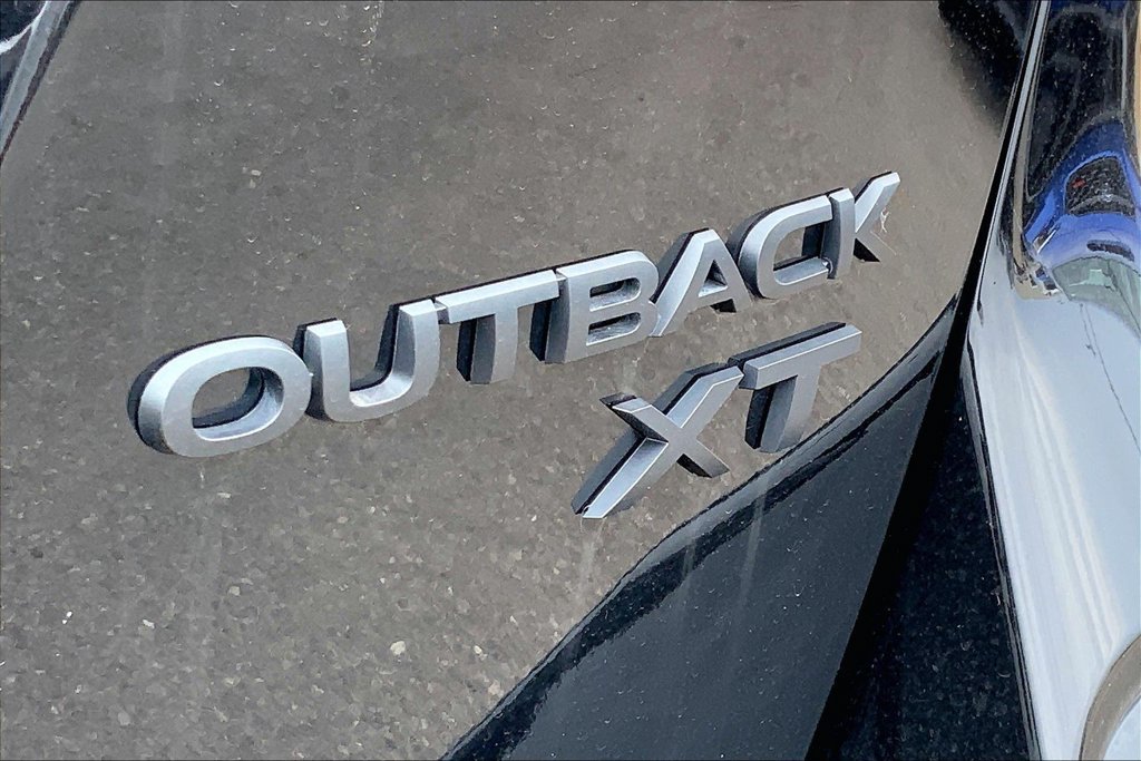 Used 2022 Subaru Outback Onyx Edition AWD/4WD image 23