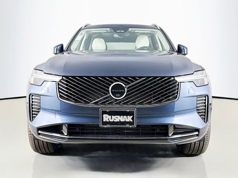 New 2026 Volvo XC90 T8 Ultra w/ Protection Package Premier AWD/4WD image 2