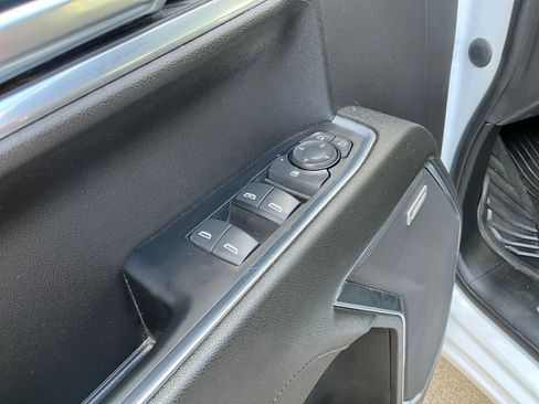 Used 2023 Chevrolet Silverado 1500 LT Trail Boss w/ Convenience Package II image 12