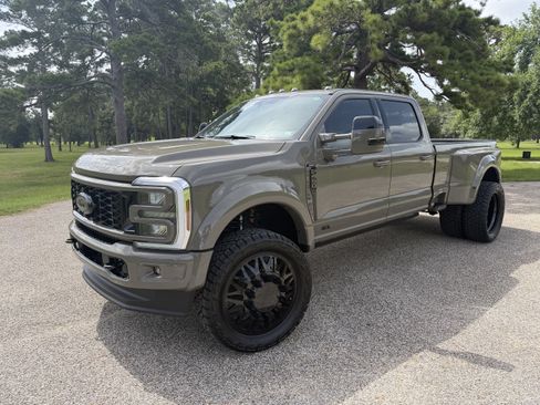 Used 2026 Ford F450 Lariat AWD/4WD image 9