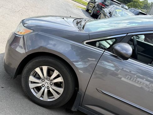 Used 2014 Honda Odyssey EX-L image 2