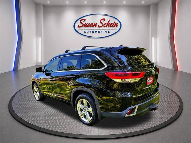 Used 2018 Toyota Highlander Limited FWD image 6
