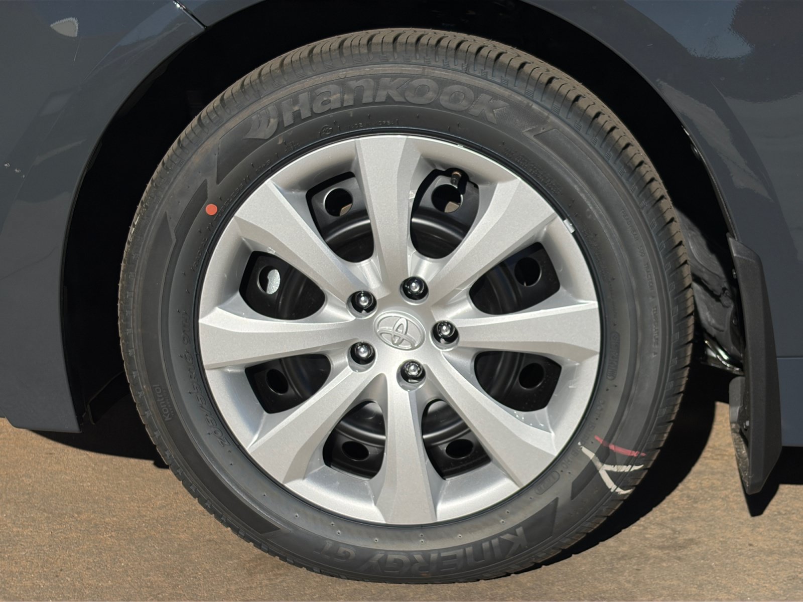 New 2027 Toyota Corolla LE FWD image 26