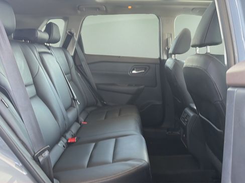 Certified 2022 Nissan Rogue SL w/ SL Premium Package AWD/4WD image 14