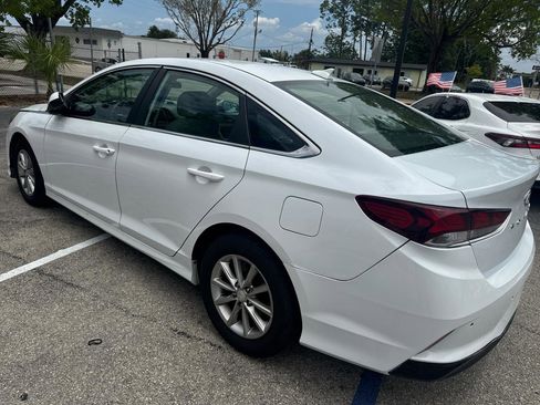Used 2019 Hyundai Sonata SE FWD image 3