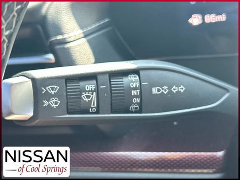 Used 2024 Chevrolet Traverse Z71 w/ Enhanced Driving Package AWD/4WD image 34