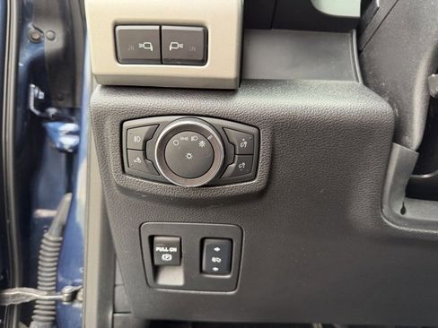 Used 2018 Ford F150 Lariat image 12