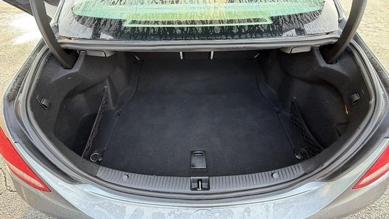 Used 2017 Mercedes-Benz C 300 Sedan image 14