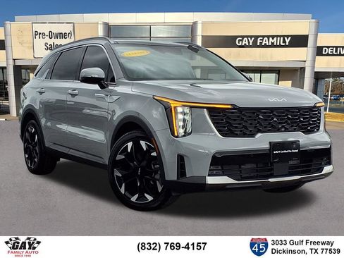 Certified 2026 Kia Sorento EX w/ EX Premium Package FWD image 1