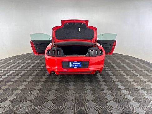 Used 2013 Ford Mustang Coupe RWD image 19