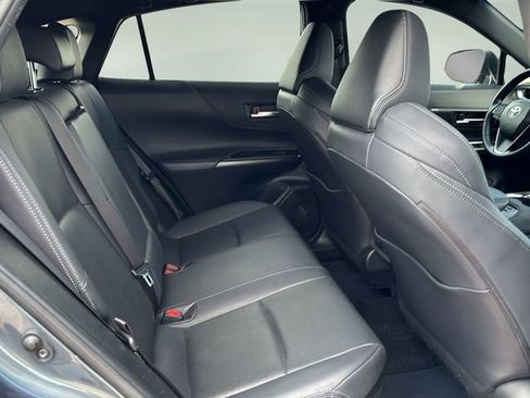 Used 2024 Toyota Venza Limited AWD/4WD image 12