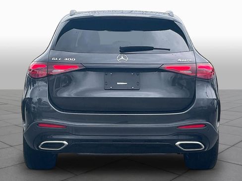 Used 2024 Mercedes-Benz GLC 300 4MATIC image 4