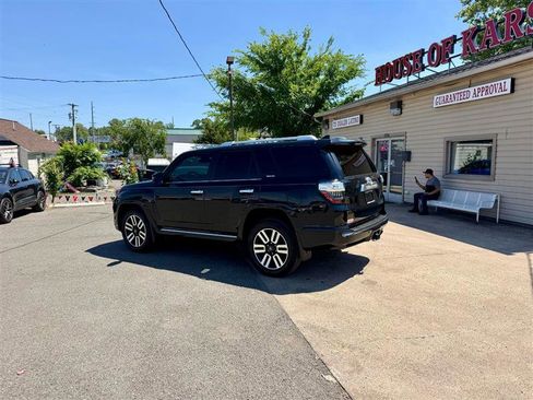 Used 2022 Toyota 4Runner Limited AWD/4WD image 3