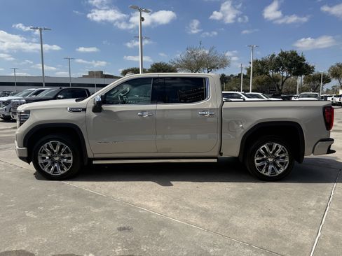 Used 2026 GMC Sierra 1500 Denali image 8