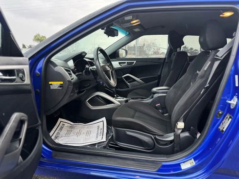 Used 2013 Hyundai Veloster image 10