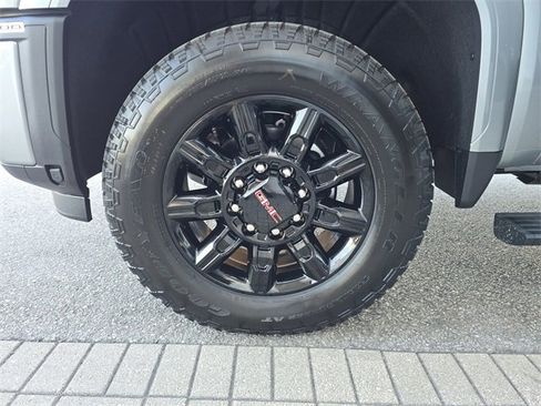 New 2026 GMC Sierra 2500 AT4 w/ AT4 Premium Plus Package image 29