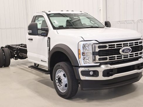 New 2026 Ford F550 2WD Regular Cab Super Duty image 2