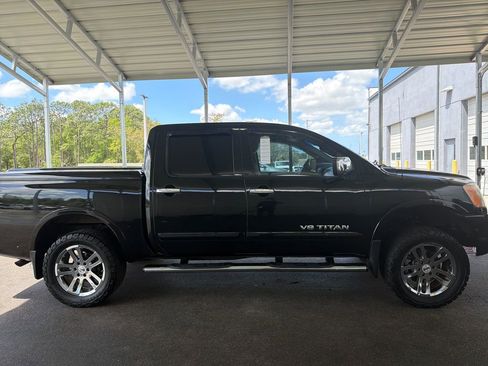Used 2012 Nissan Titan SL w/ Texas Pkg image 4