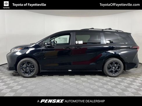New 2026 Toyota Sienna XLE Woodland Edition AWD/4WD image 2