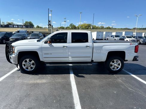 Used 2017 Chevrolet Silverado 2500 LTZ w/ Duramax Plus Package image 6