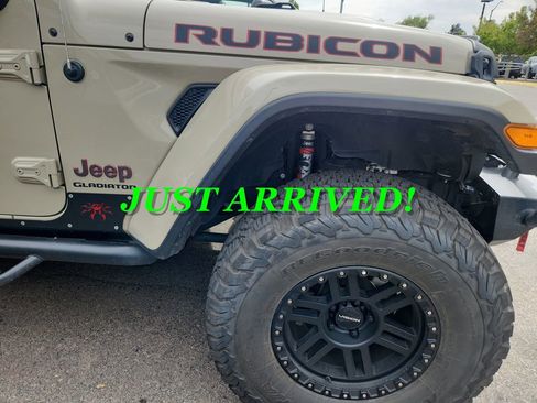 Used 2020 Jeep Gladiator Rubicon AWD/4WD image 4