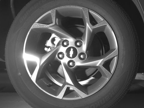 Used 2025 Chevrolet Trax LT FWD image 15