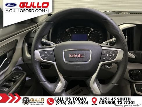 Used 2022 GMC Terrain SLE w/ Driver Convenience Package FWD image 13