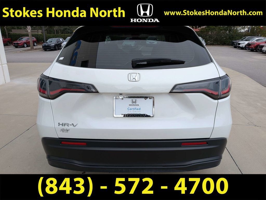 Certified 2025 Honda HR-V LX image 9