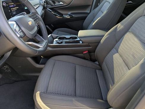Used 2026 Chevrolet Equinox LT FWD image 18