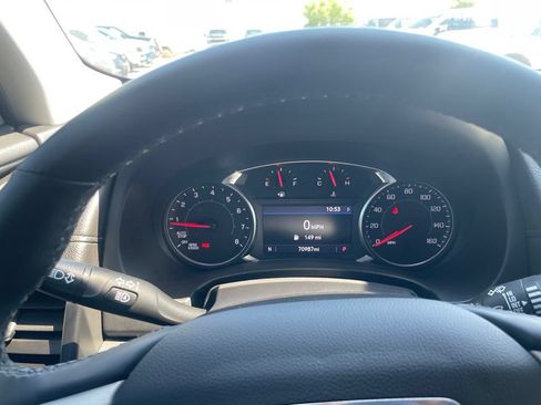 Used 2023 GMC Terrain SLT AWD/4WD image 14