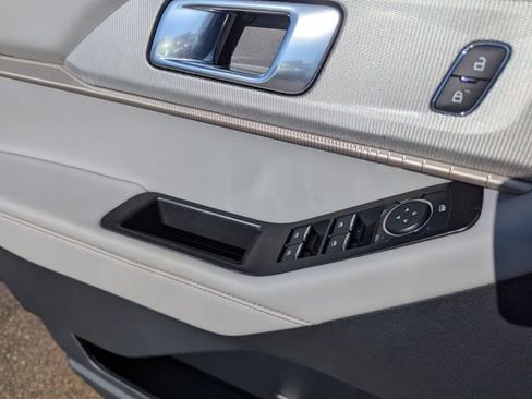 New 2026 Ford Explorer Active image 15