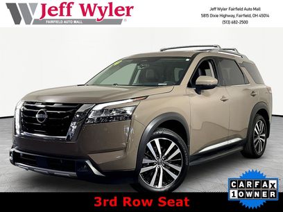Used 2024 Nissan Pathfinder Platinum w/ Cargo Package