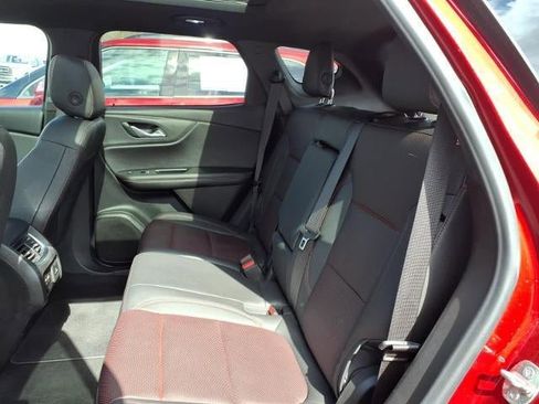 Used 2021 Chevrolet Blazer RS w/ Enhanced Convenience Package image 18