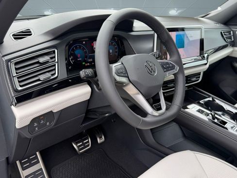 New 2026 Volkswagen Atlas Cross Sport SEL Premium R-Line AWD/4WD image 4