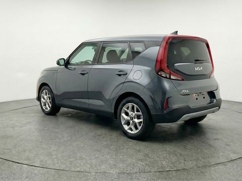 Used 2025 Kia Soul LX w/ LX Technology Package image 6