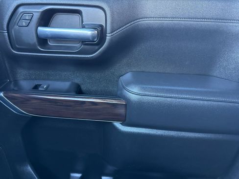 Used 2020 GMC Sierra 1500 SLT w/ Driver Alert Package I image 19