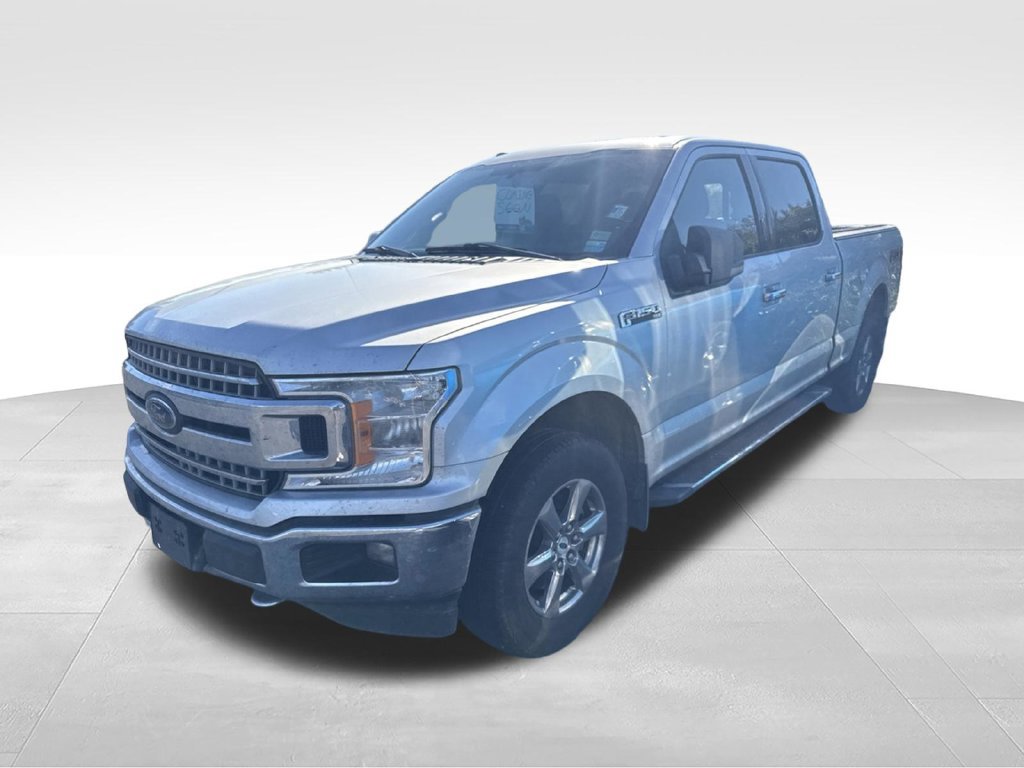 Used 2018 Ford F150 XLT w/ Equipment Group 302A Luxury AWD/4WD image 3