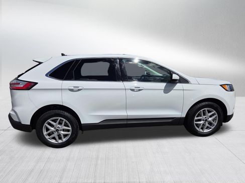 Certified 2024 Ford Edge SEL w/ Convenience Package AWD/4WD image 8