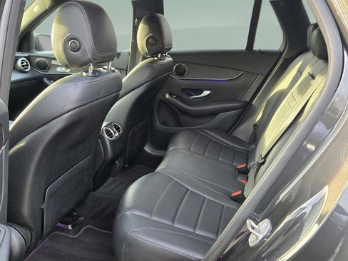 Used 2020 Mercedes-Benz GLC 300 4MATIC image 15