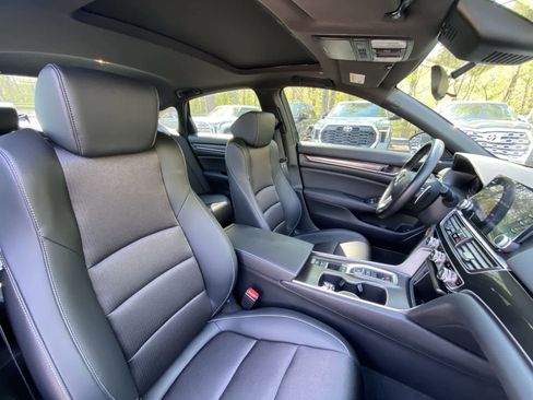 Used 2022 Honda Accord Sport image 26